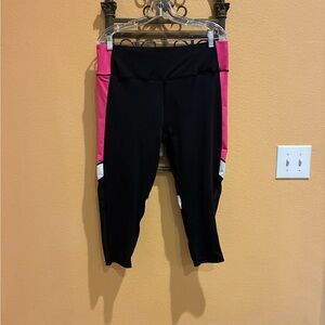 Athletic Workout Capris Leggings